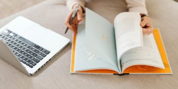 Free Online Books: A Complete Guide to Reading Without Spending a Rupee or Dollar